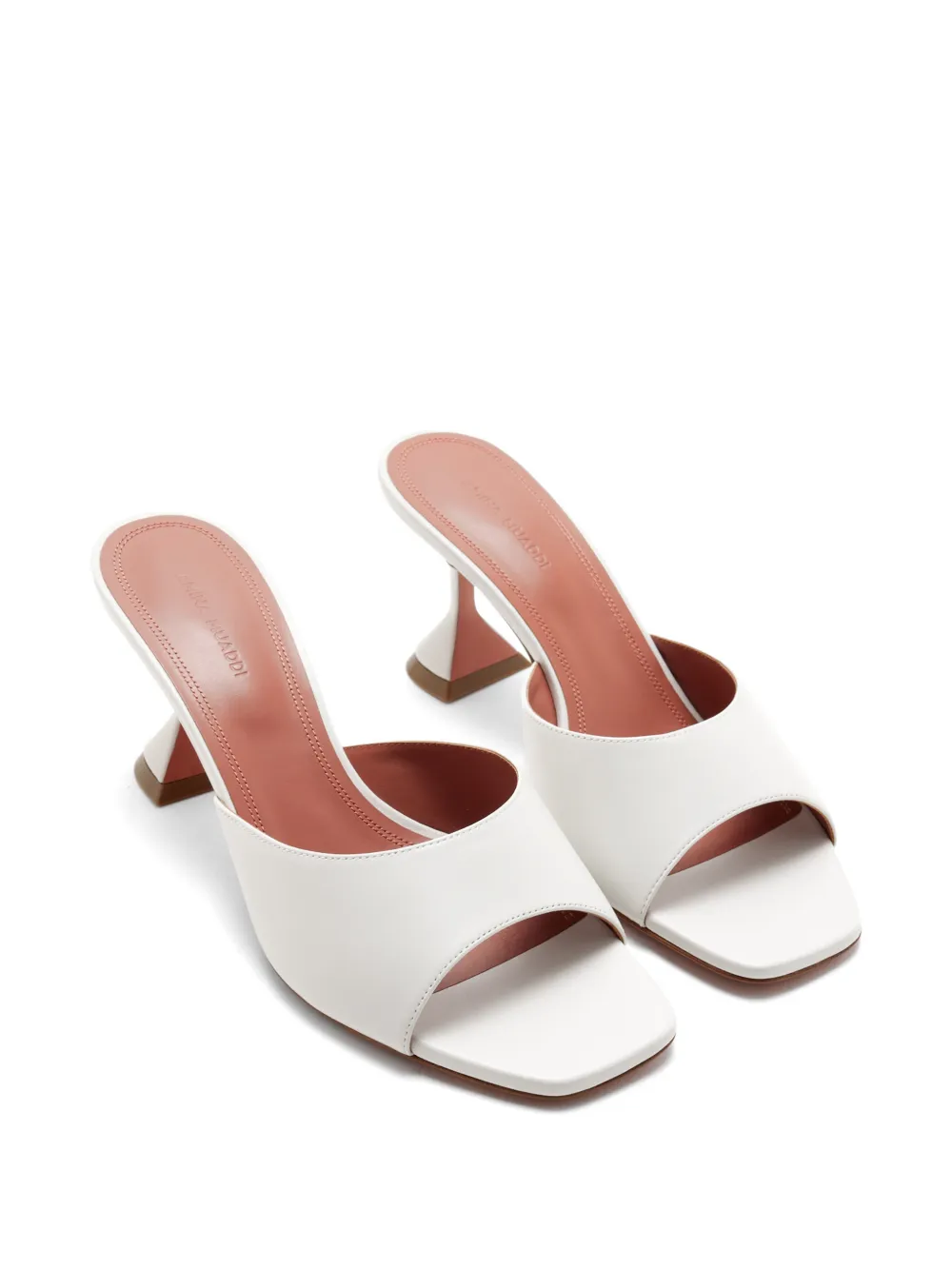 Lupita mules