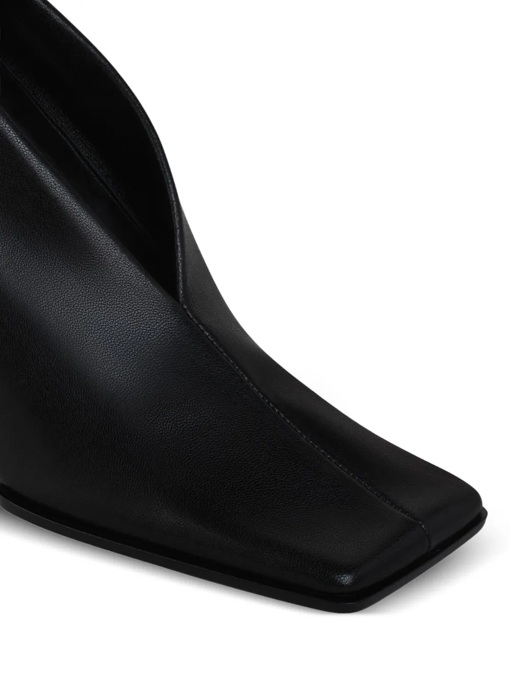 Point toe high-heel pumps