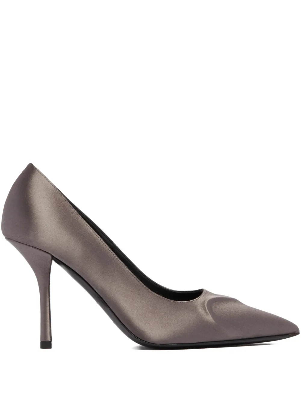 Heart detail heeled pumps